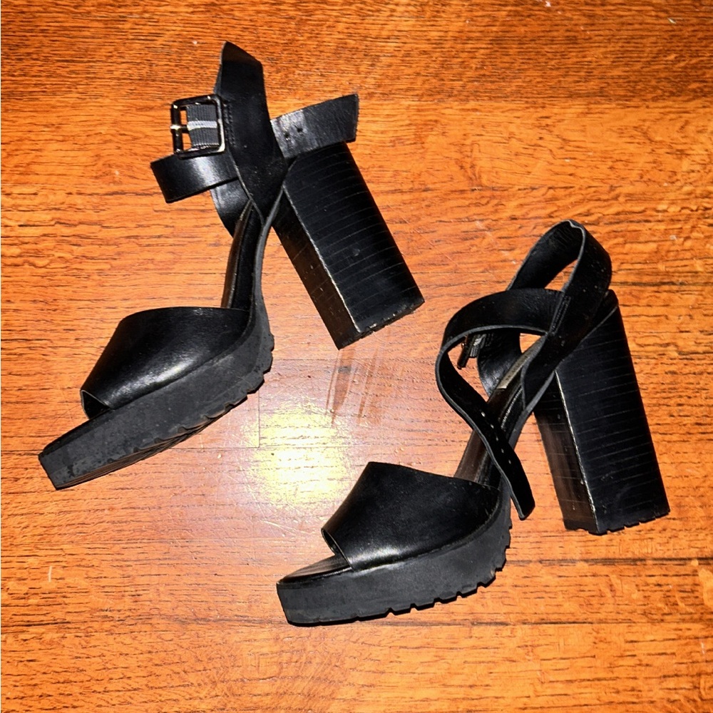 Steve Madden Black Leather Heels